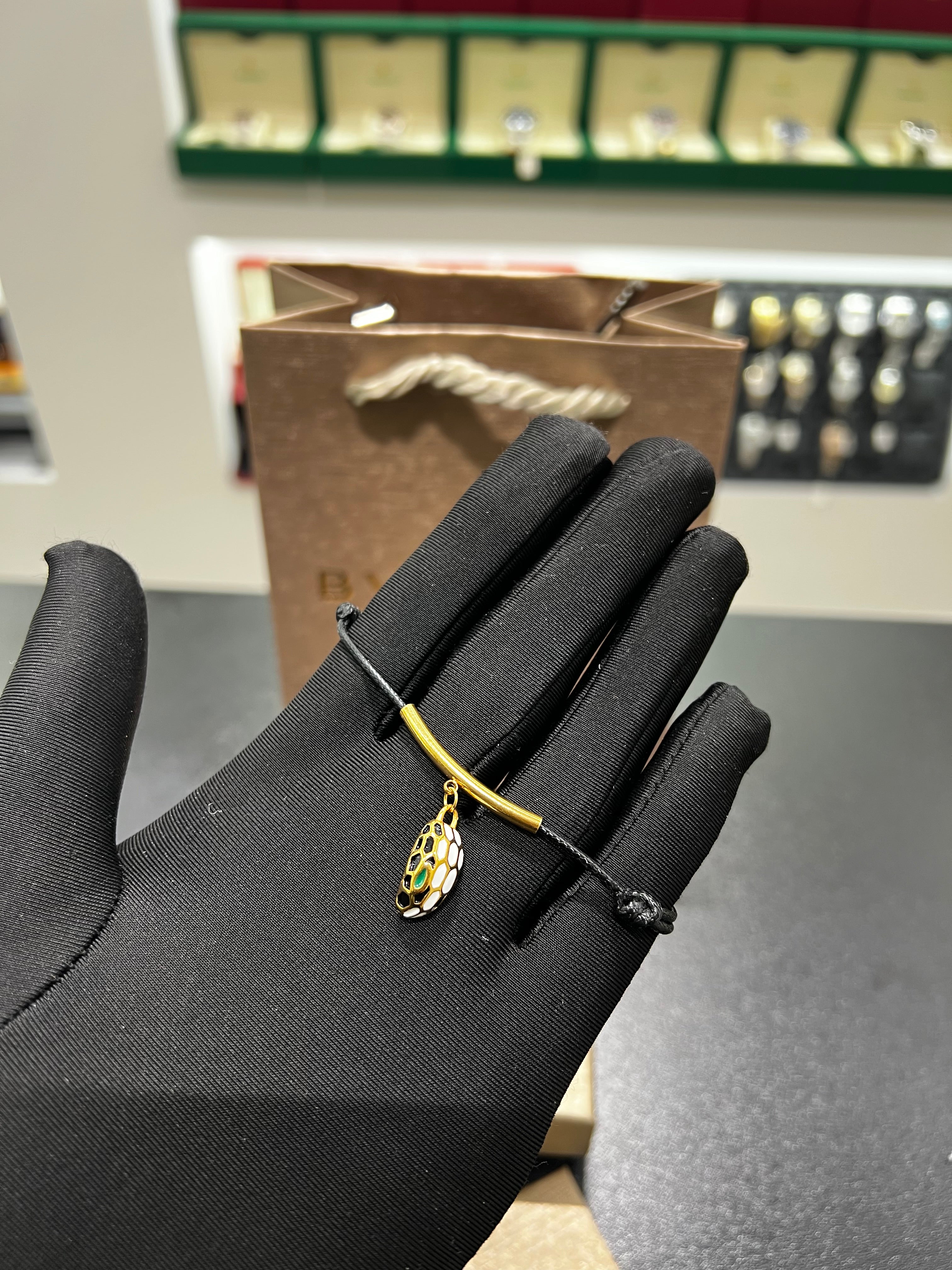 BULGARĮ BLACK THREAD BRACELET