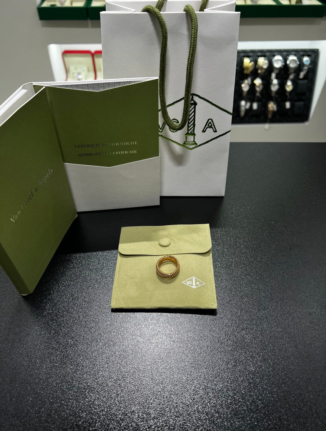 Perlée ring Van cleef & Arpléls