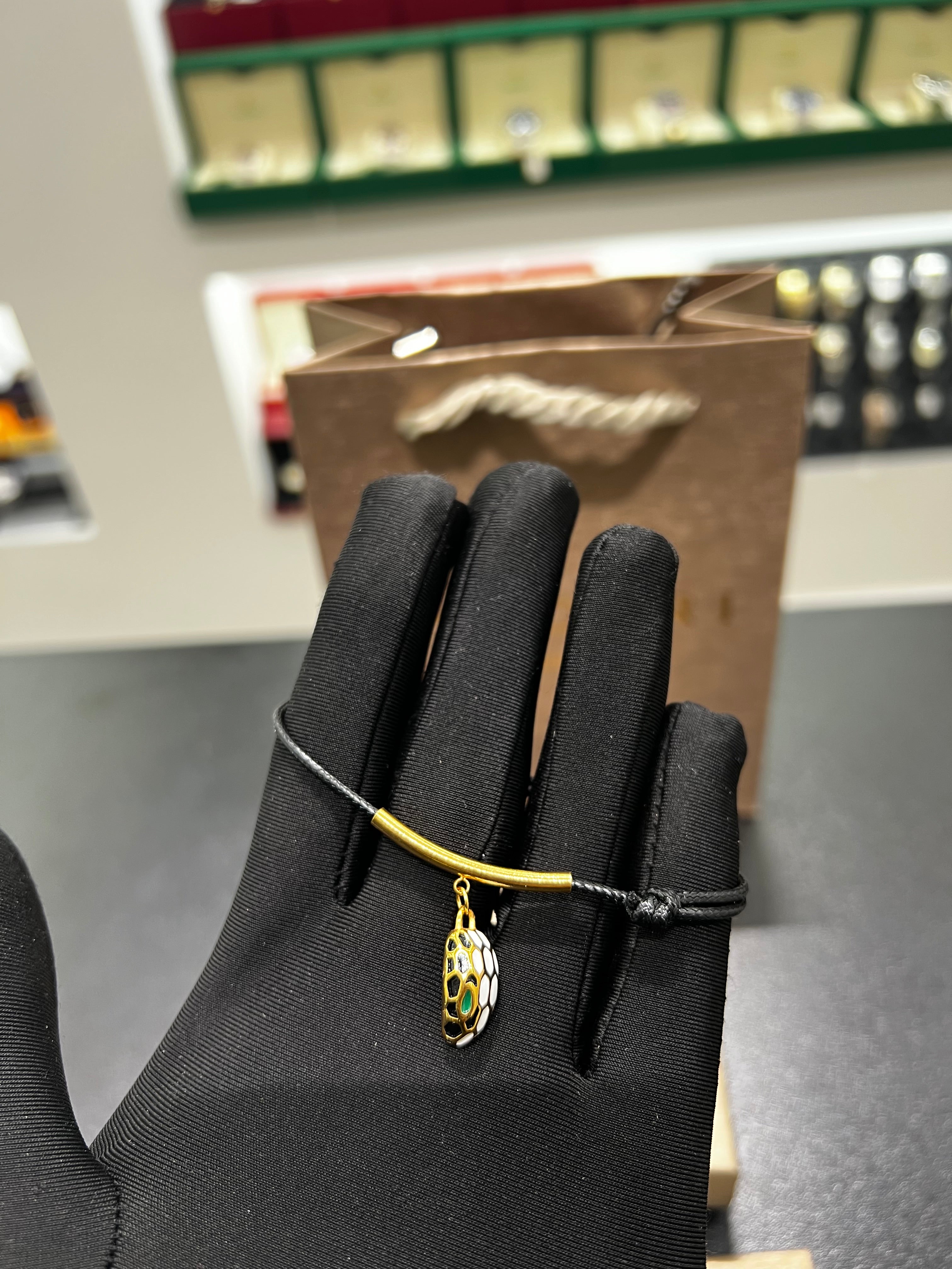 BULGARĮ BLACK THREAD BRACELET