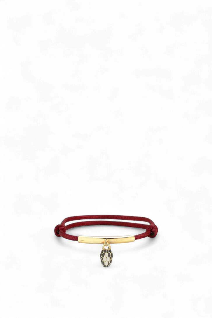 BULGARĮ RED THREAD BRACELET
