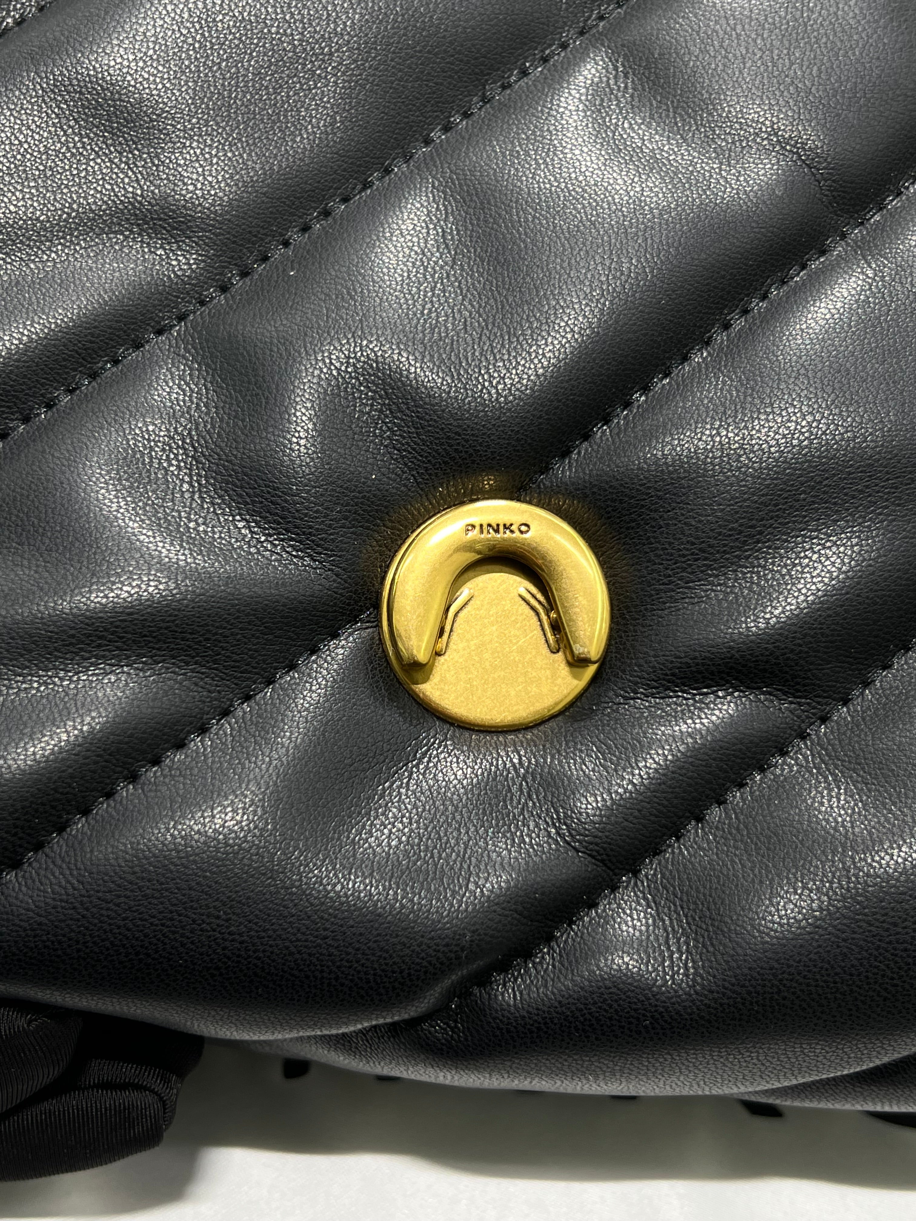 PINKŌ CLASSIC LOVE BAG PUFF MAXI QUILT