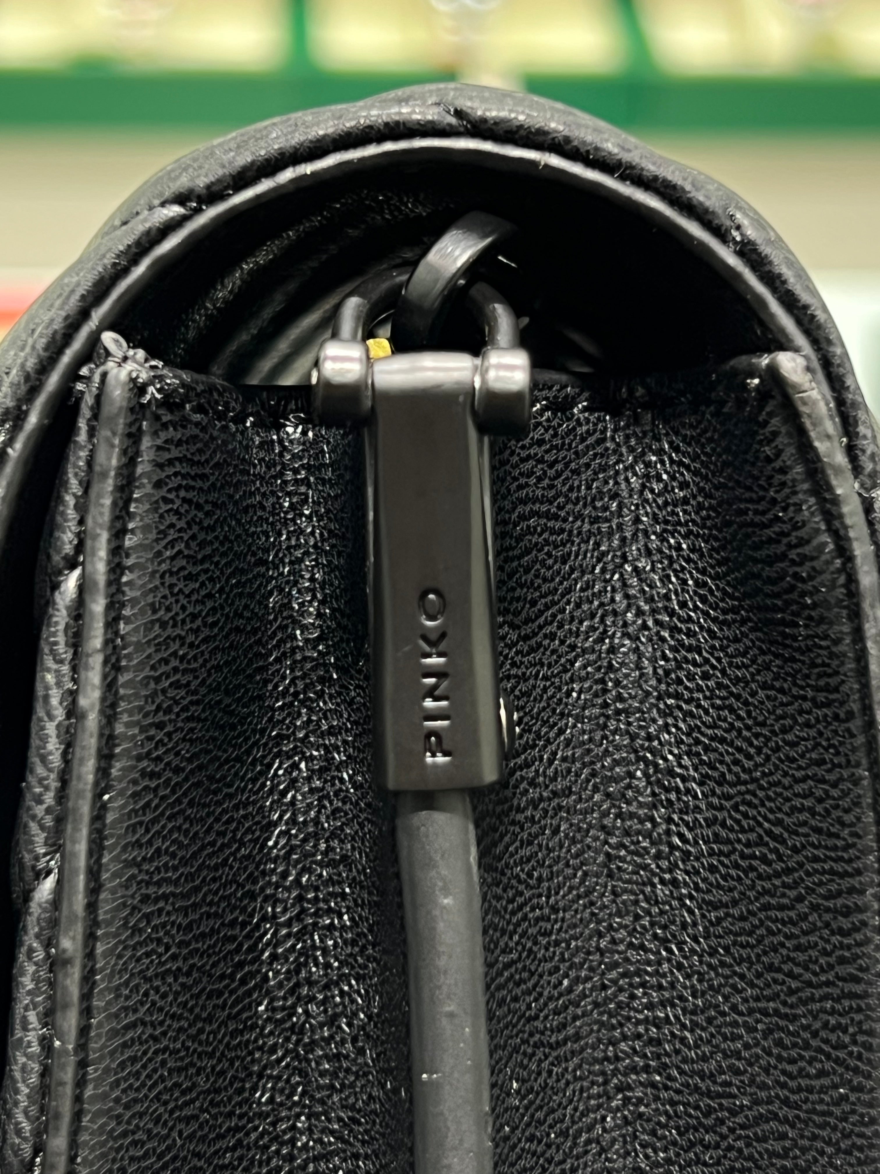 PINKŌ MINI LOVE BAG CLICK CHEVRON COLOUR BLOCK